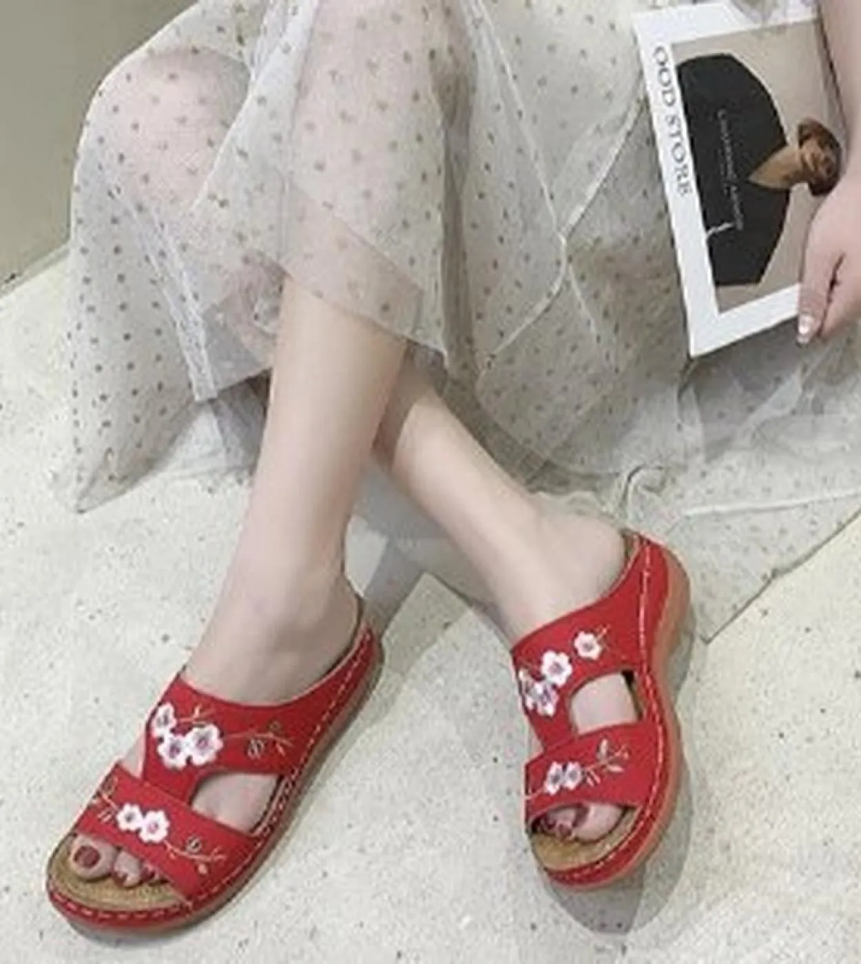 Nuovo sandalo da casa da donna con fondo spesso scarpe casual da donna per il tempo libero sandali con zeppa estivi scarpe da do